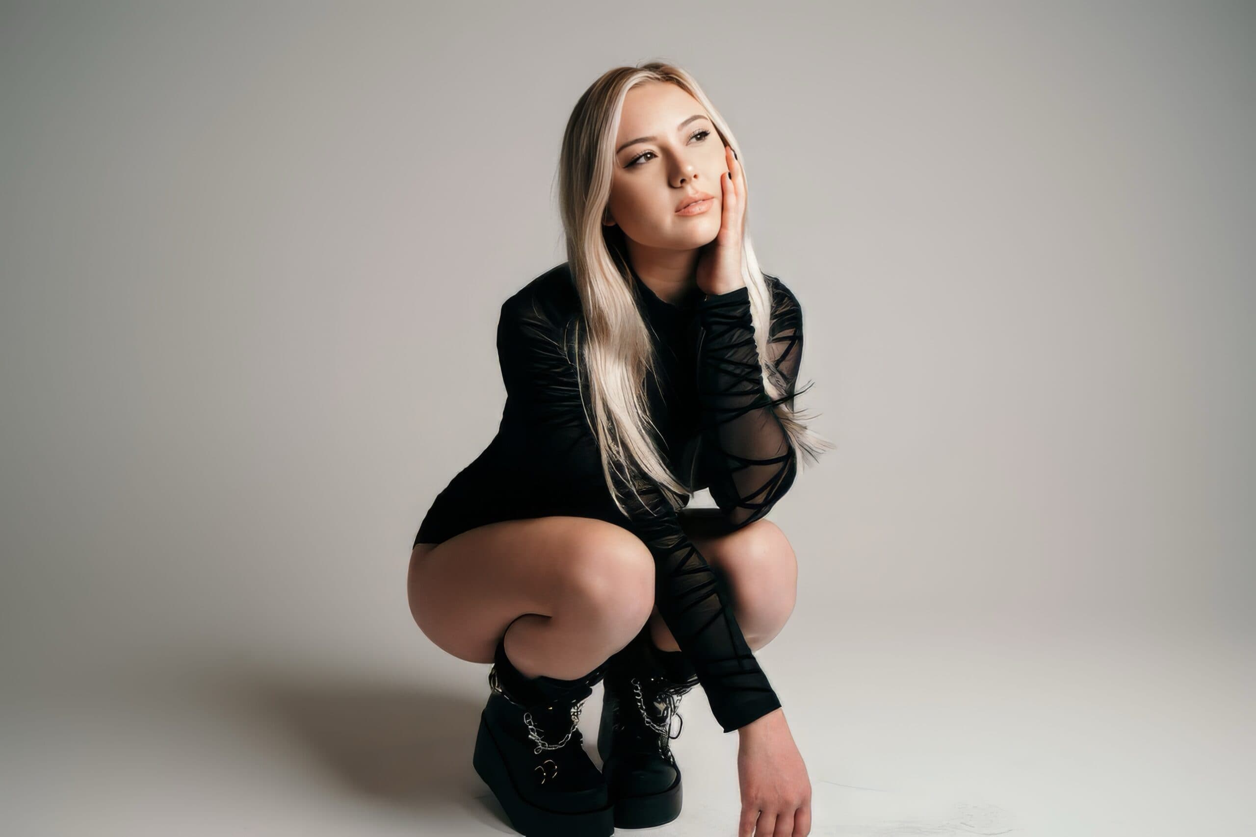 ‘Can I Be Happy’: Lauren Presley’s Emotional New Anthem