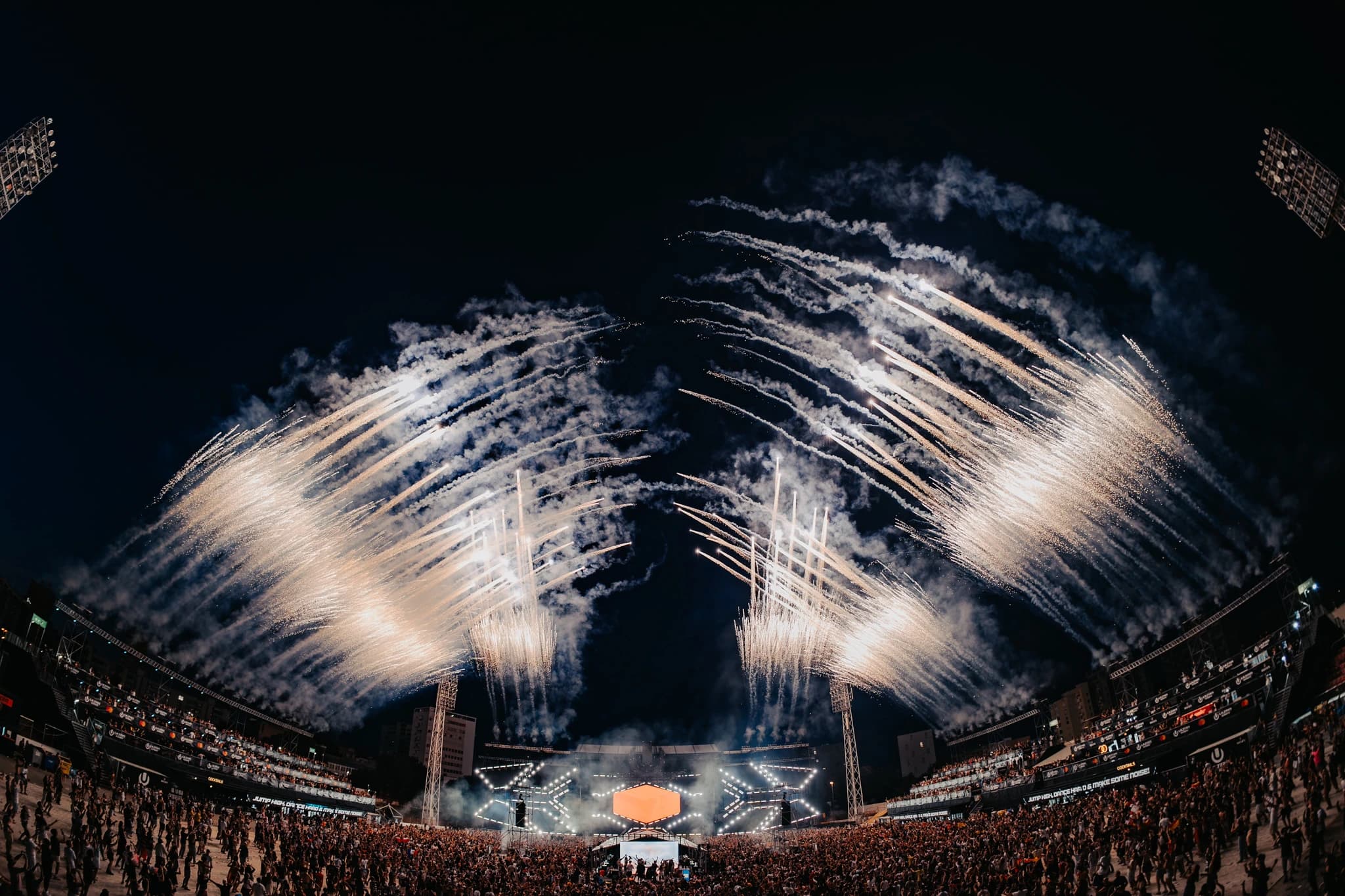 Review: Ultra Europe 2026 | Stellar Lineups Plagued by Infrastructure Hurdles