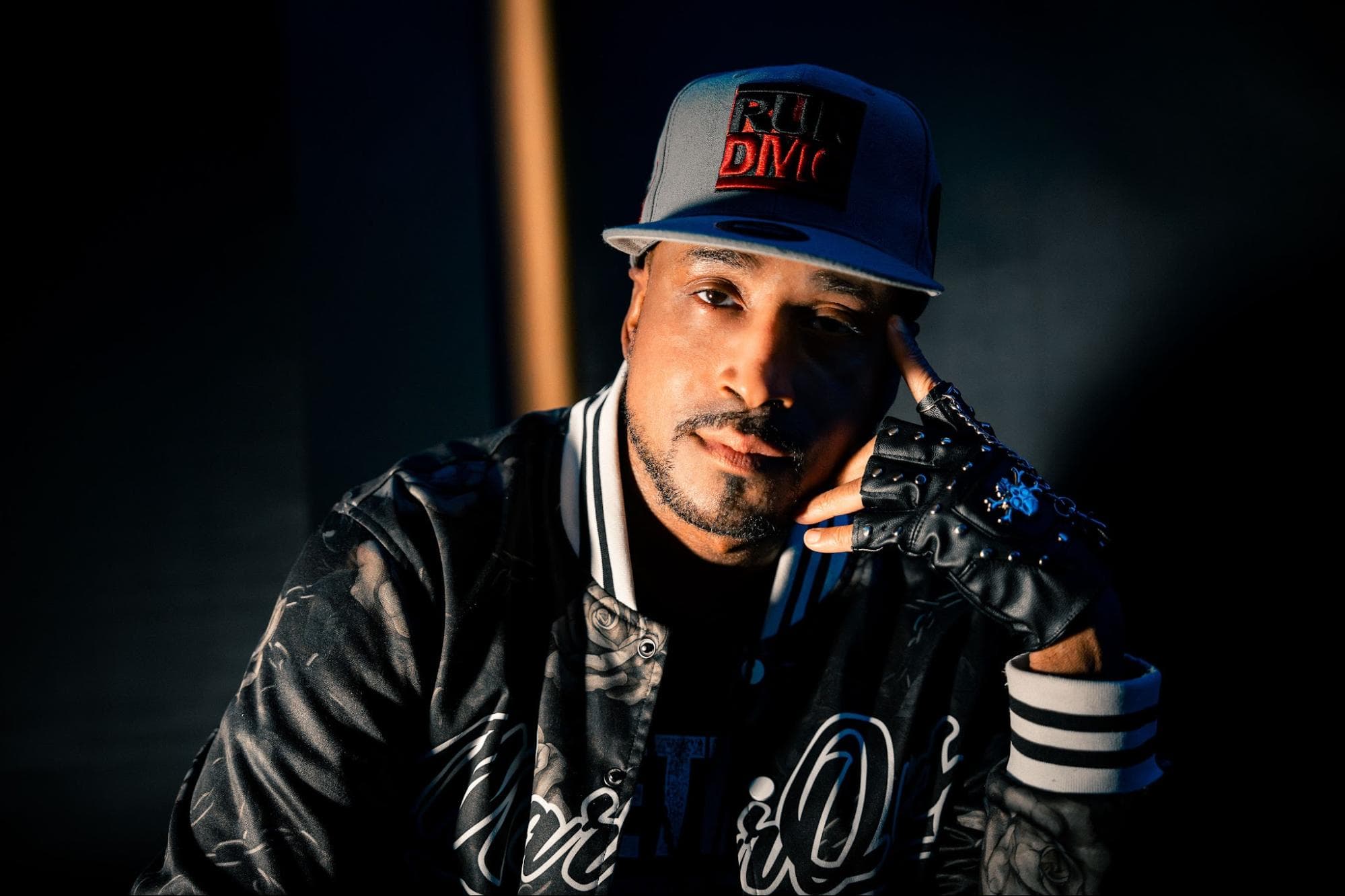 Marqus Romelle Introduces his “Urban-Alternative” fashion style