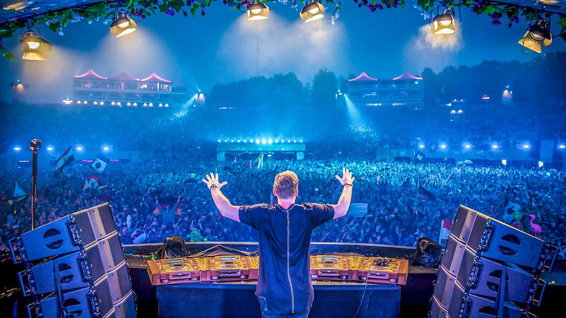 Hardwell Drops Bigroom Mix Compilation, Revealed Vol. 10
