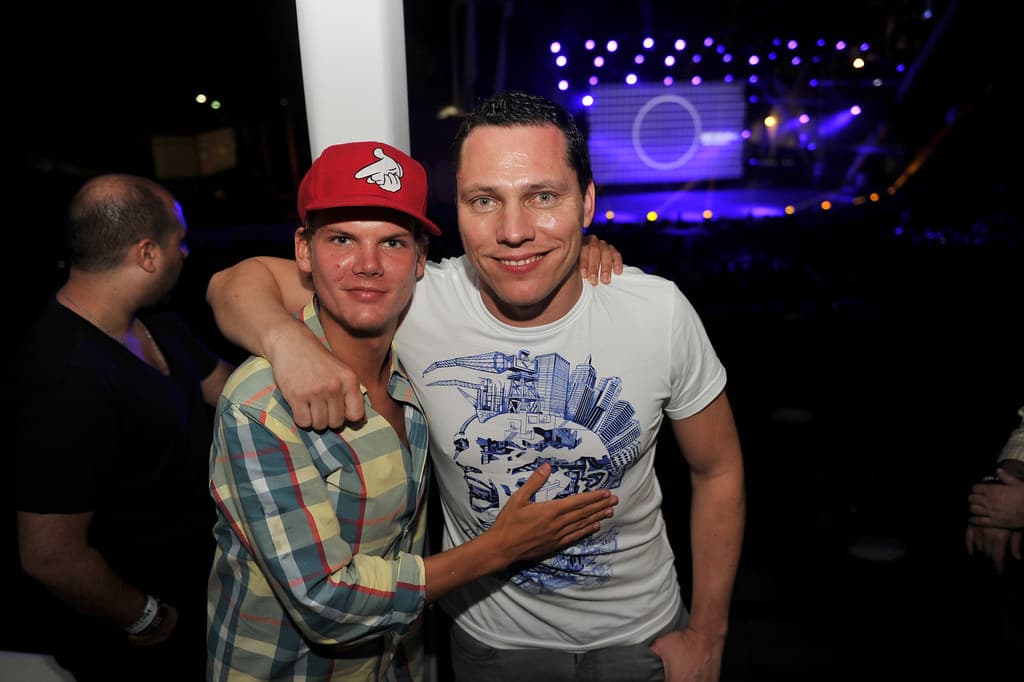 Tiësto Plays 3 Unreleased Avicii Tracks on Club Life