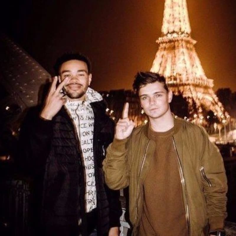 AREA21 Make Their Way To Paris With ‘Mona Lisa’