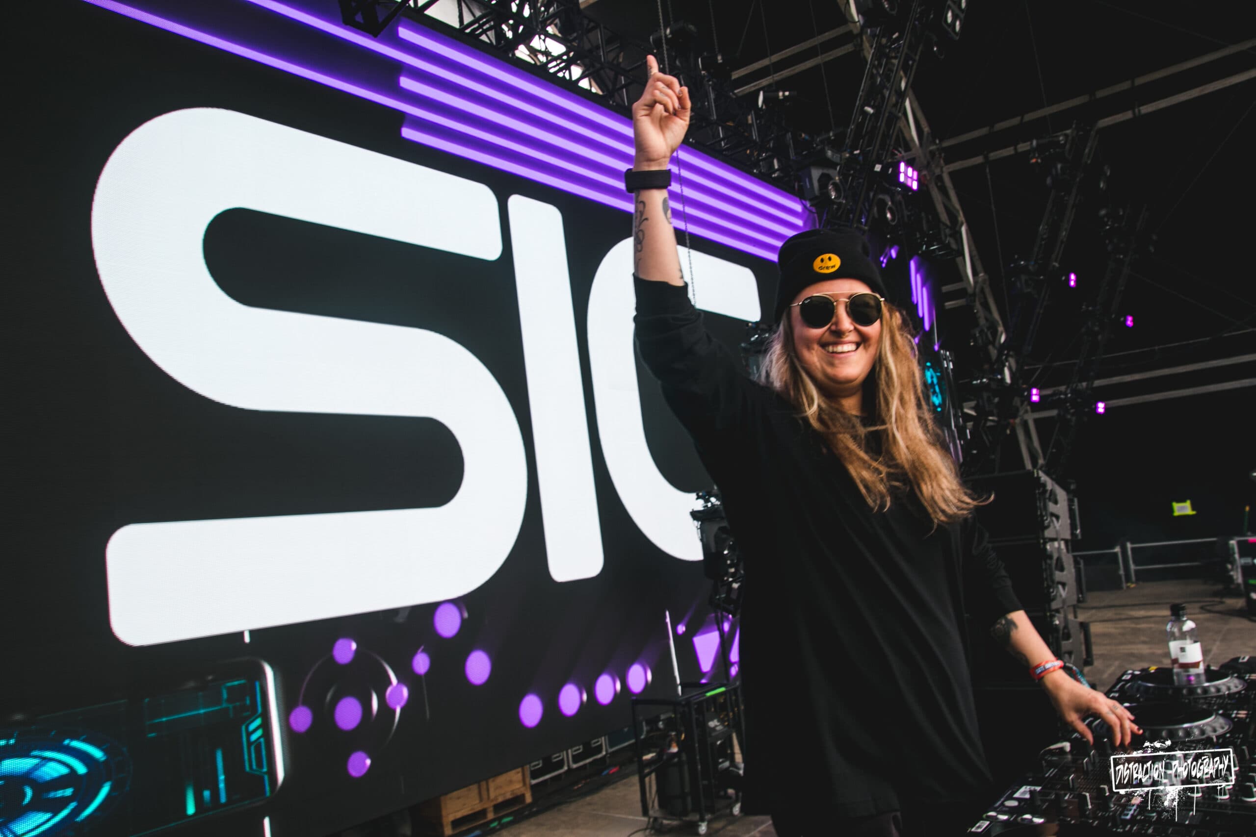 Avi Sic Strikes Back With Her Latest Production ‘Relax’