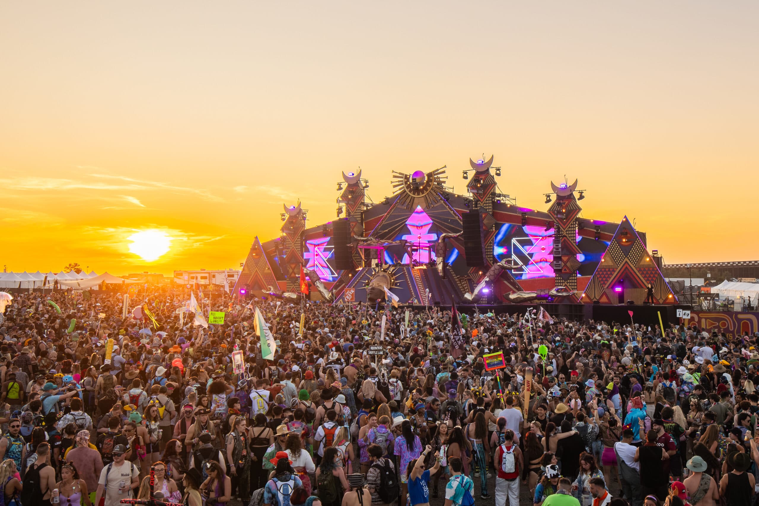 What to Expect at Elements Music & Arts Festival 2026: Art, Adventure, Wellness, and the Side Quests That Make It Special