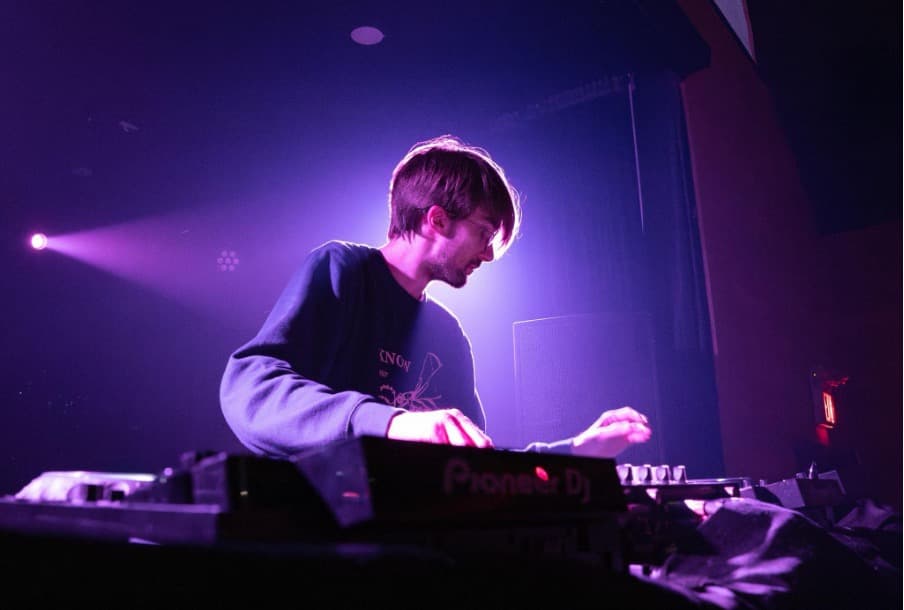 roi* Is Building a Bass Music Career on His Own Terms